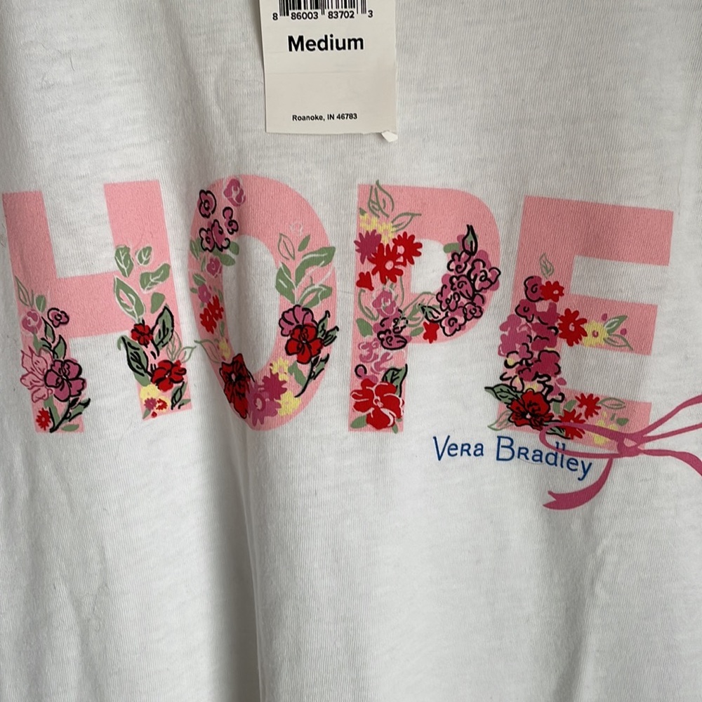 NWT Vera Bradley t shirt Size M - Picture 2 of 4